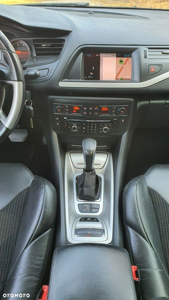 Citroën C5 2.0i 16V Exclusive Equilibre Navi - 19