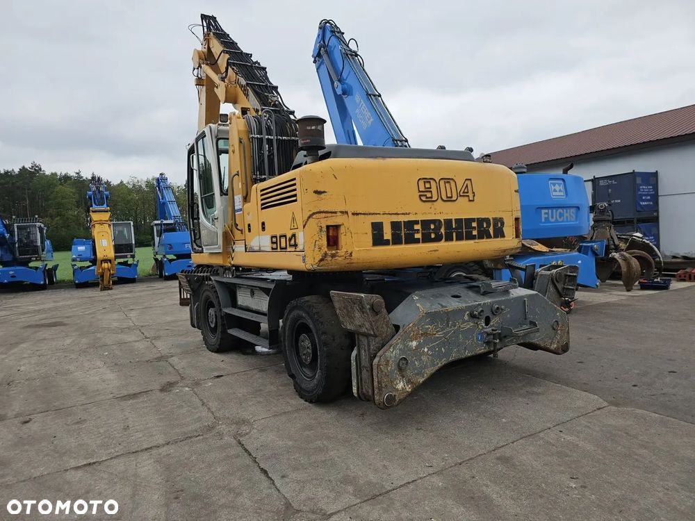Liebherr A 904 C - 1