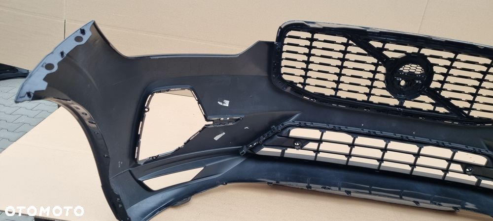 VOLVO XC60 II LIFT 2021- Zderzak przód oryginał MA082 - 16