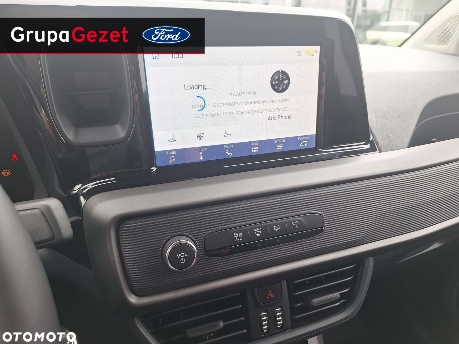 Ford Transit Courier - 8