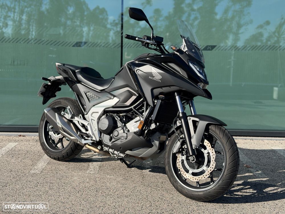Honda NC750X - 1