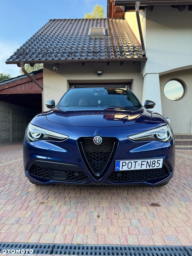 Alfa Romeo Stelvio 2.0 Turbo Veloce Q4 - 1