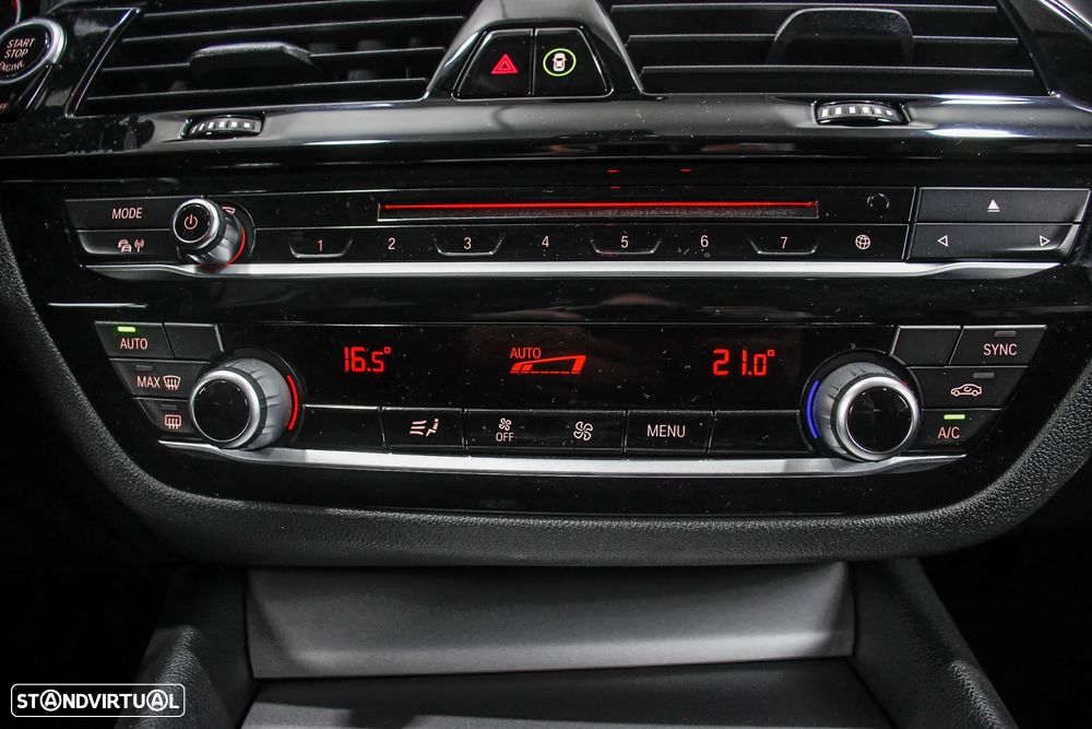 BMW 520 d Touring Aut. - 37