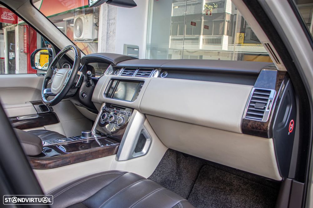 Land Rover Range Rover 3.0 TDV6 Autobiography - 38