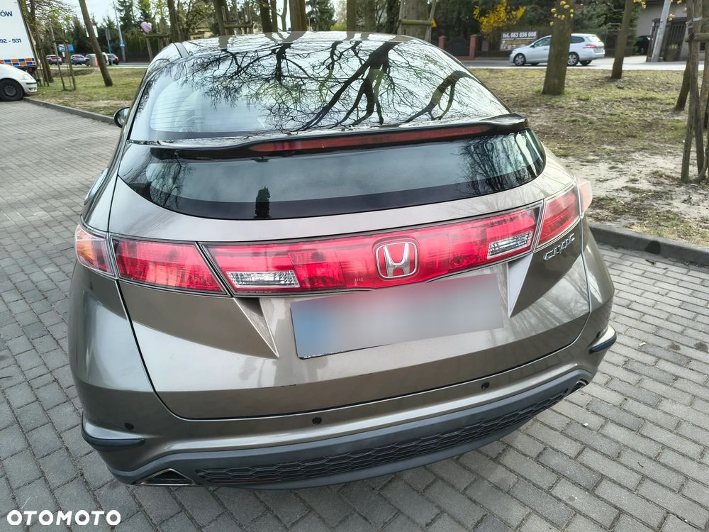 Honda Civic 1.8 Sport - 8