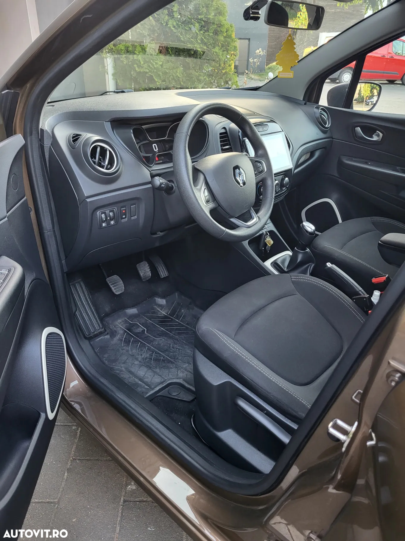 Renault Captur TCe Turbo Stop/Start Authentique - 8