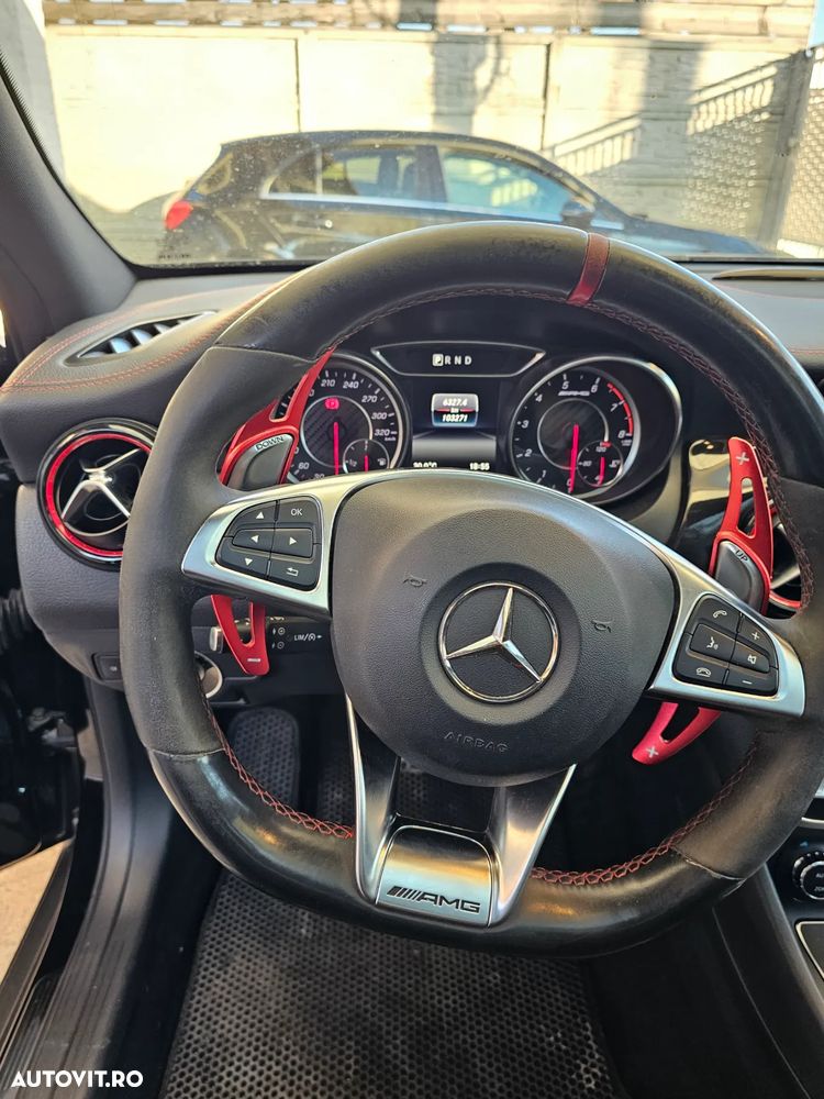 Mercedes-Benz GLA 45 AMG 4MATIC Aut. - 3