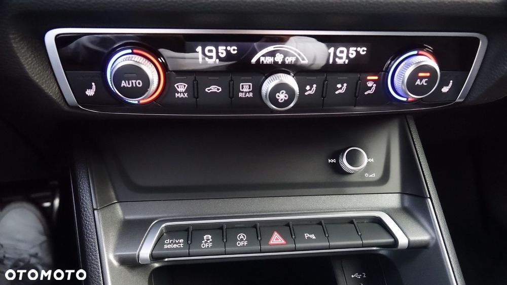 Audi Q3 Sportback - 38