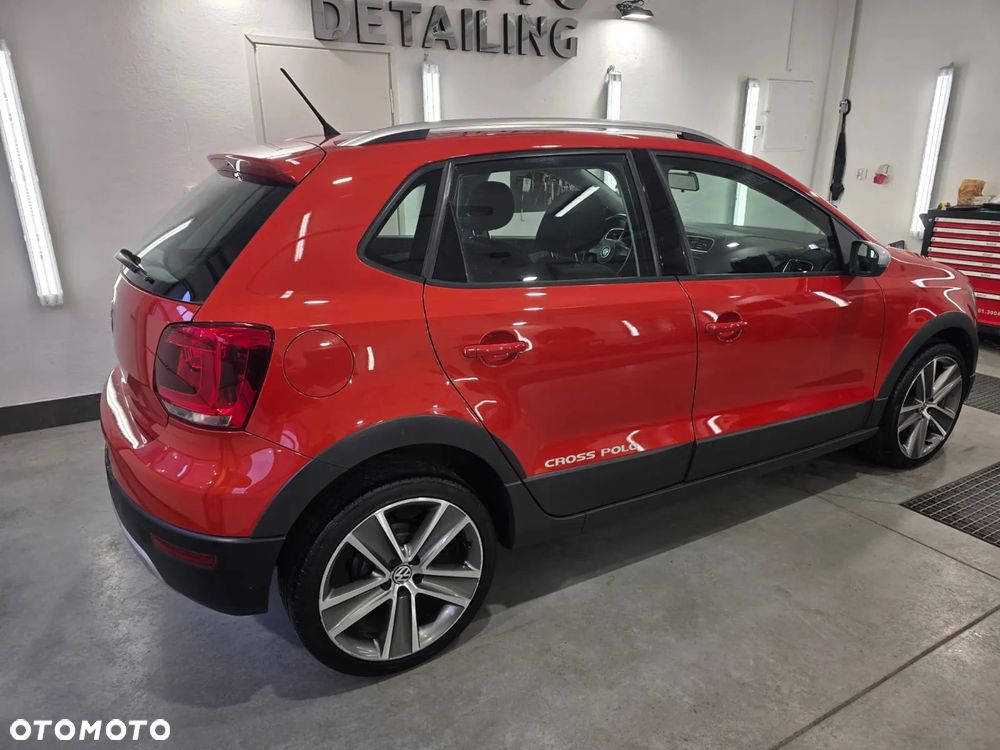 Volkswagen Polo Cross 1.4 16V - 32