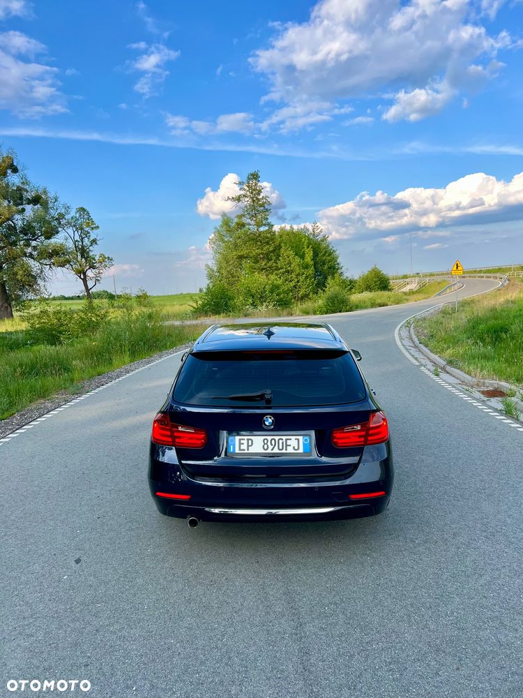 BMW Seria 3 320d Sport-Aut Luxury Line - 4