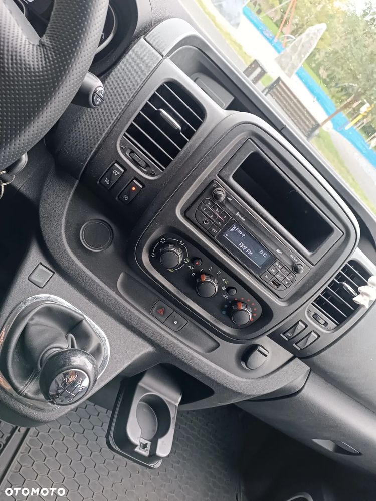 Opel Vivaro L2H1 2,9t Edition - 11