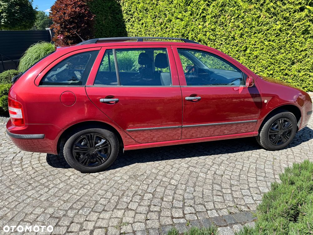 Skoda Fabia - 11