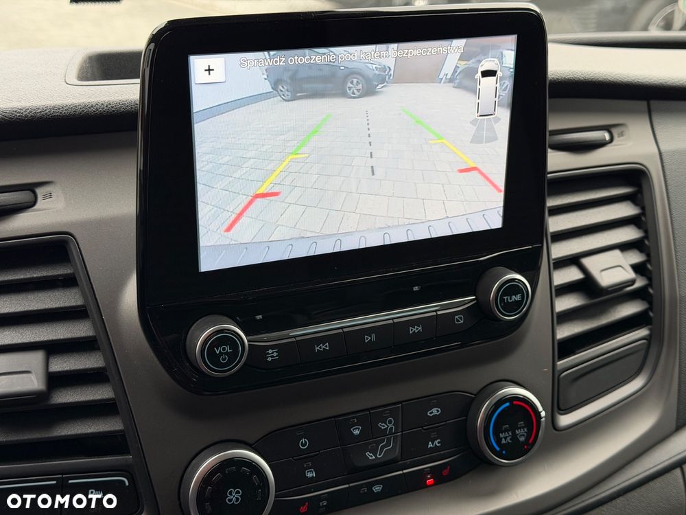 Ford Transit Custom - 32