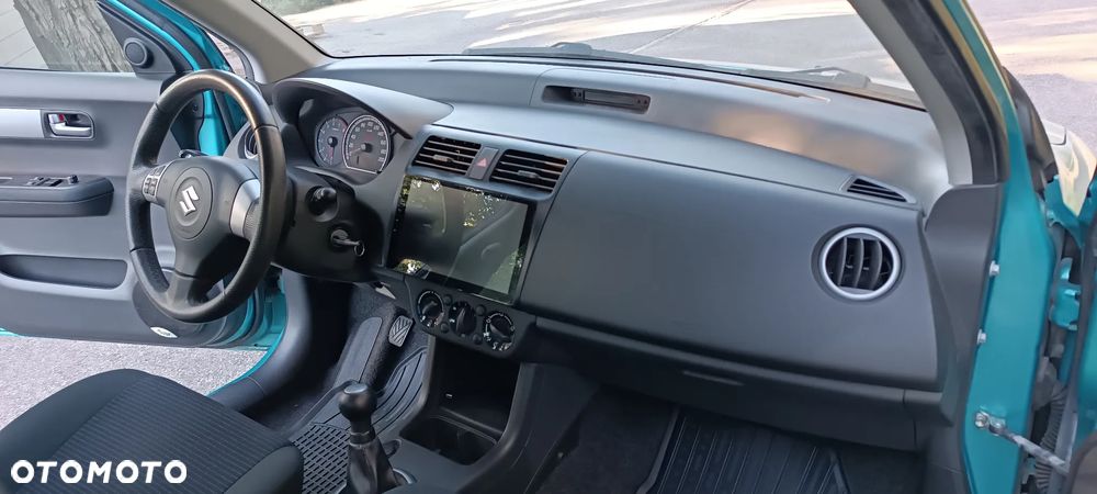 Suzuki Swift 1.3 Comfort+ - 24