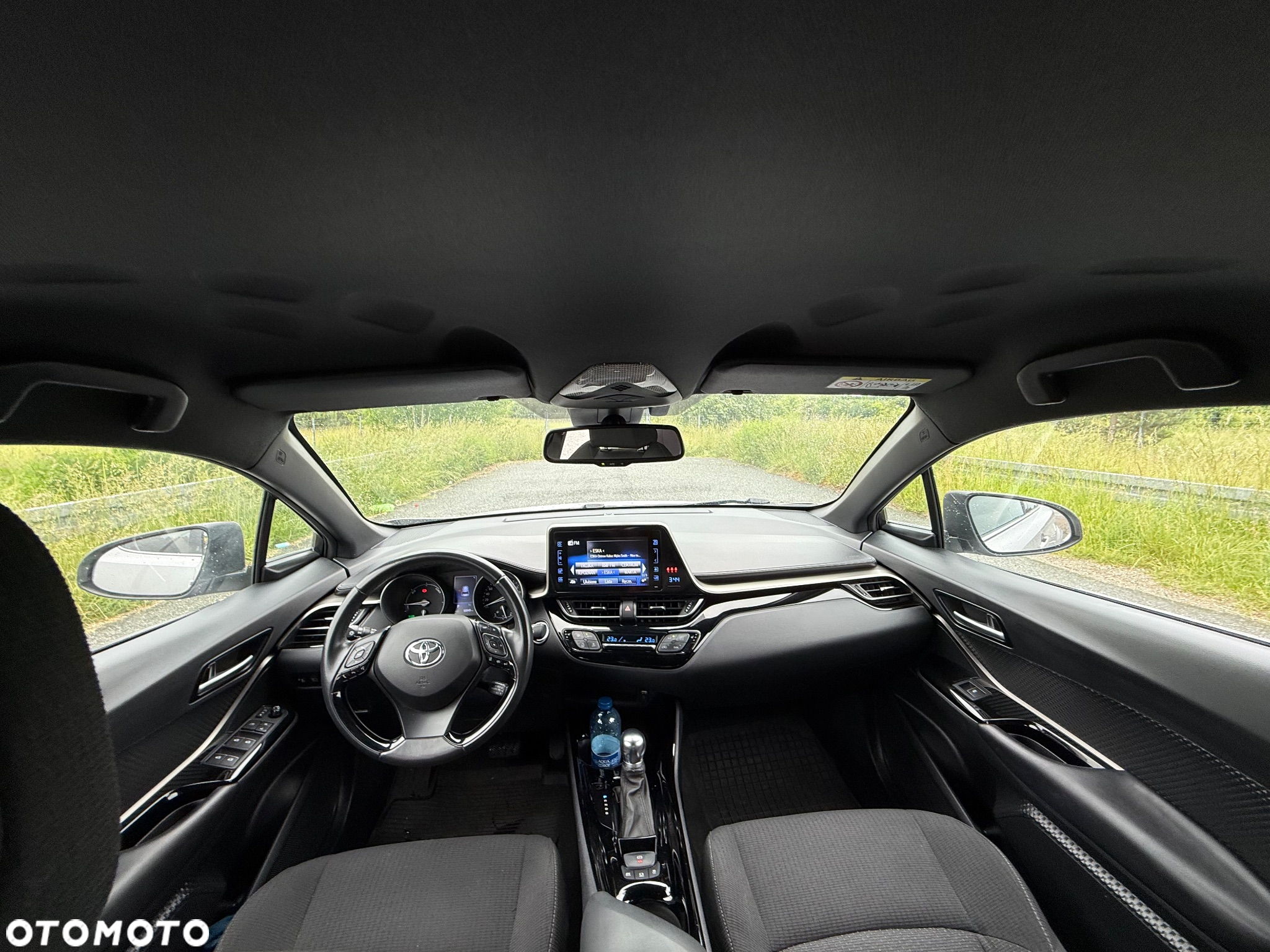 Toyota C-HR 1.8 Hybrid Business Edition - 8
