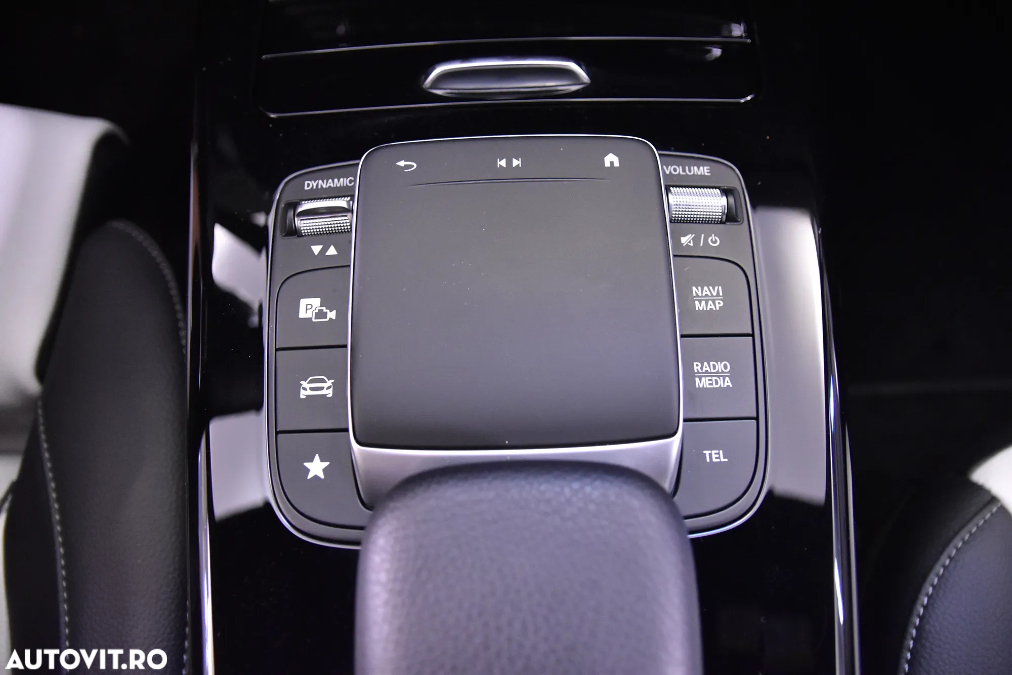 Mercedes-Benz CLA 250 4Matic 7G-DCT AMG Line - 17