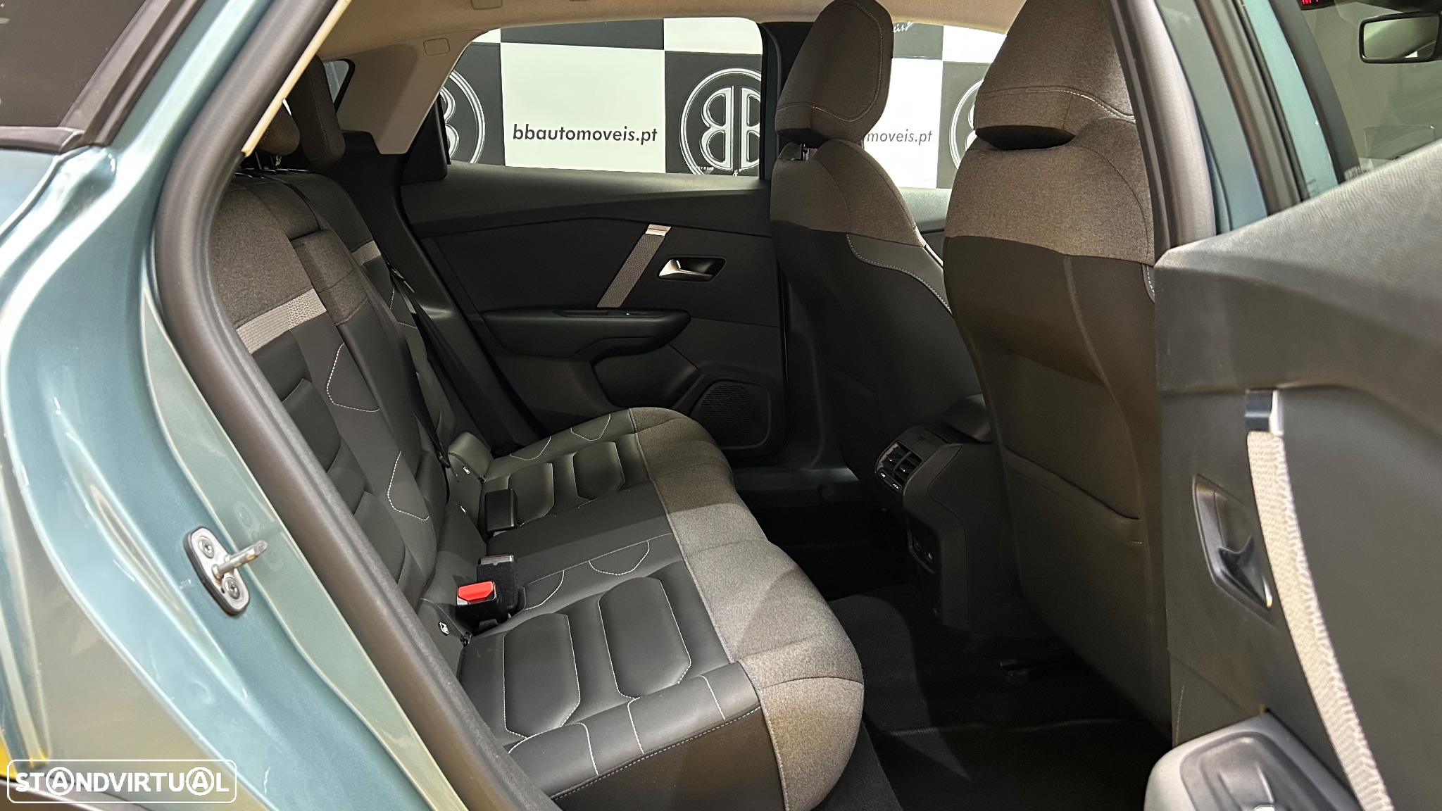 Citroën C4 1.2 PureTech Shine Pack EAT8 - 22