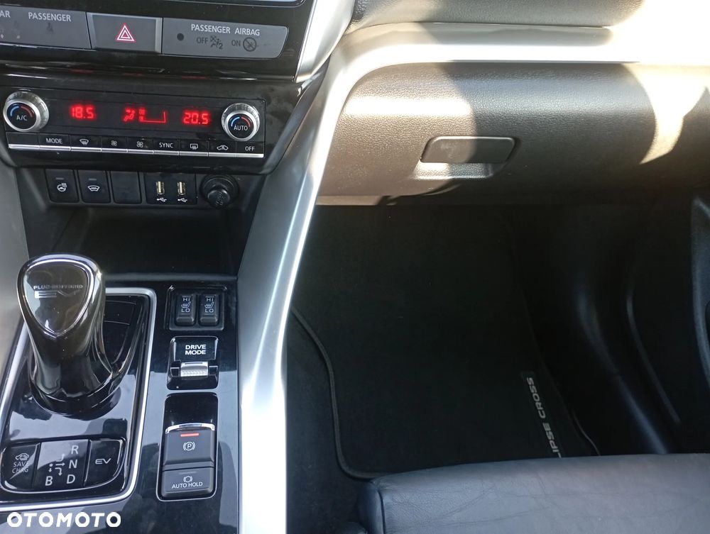 Mitsubishi Eclipse Cross 2.4 PHEV Instyle Plus - 8