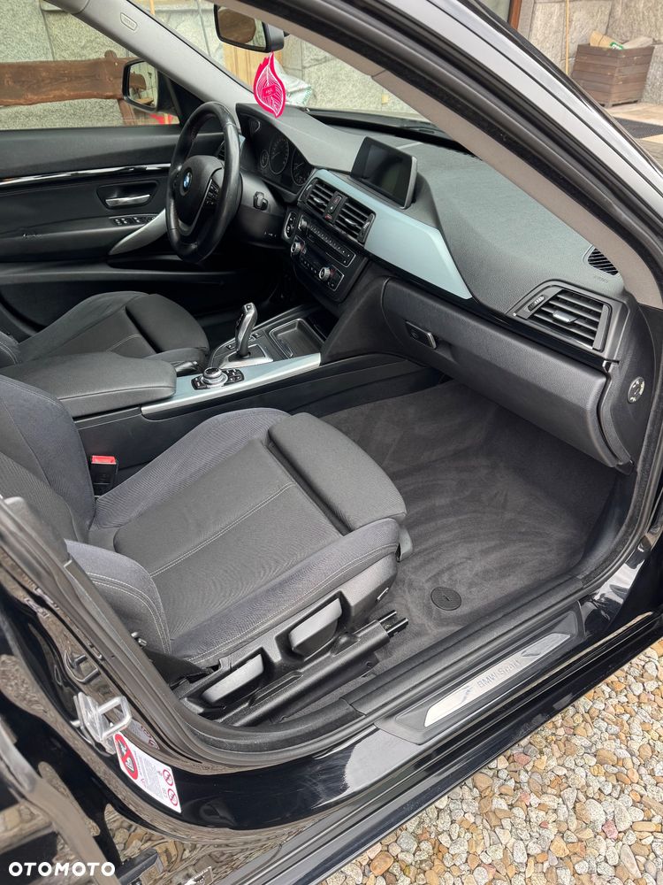 BMW Seria 3 318d Luxury Line - 11