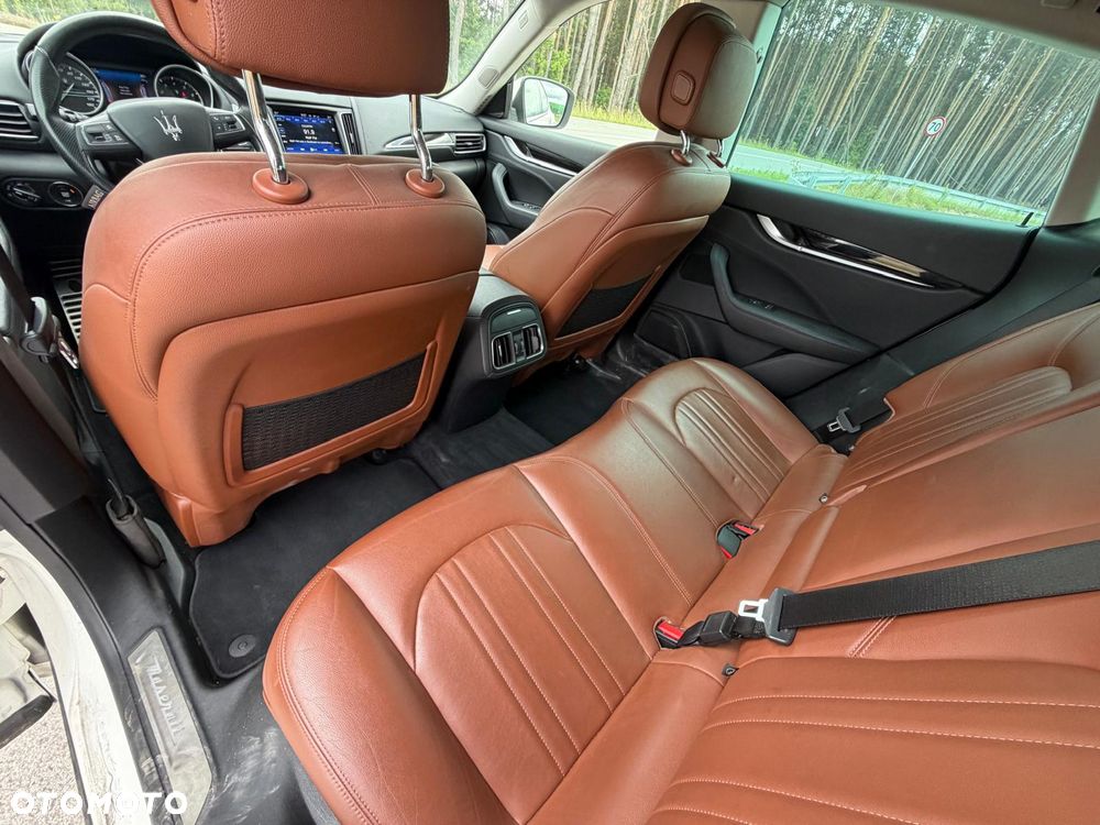 Maserati Levante Standard - 12