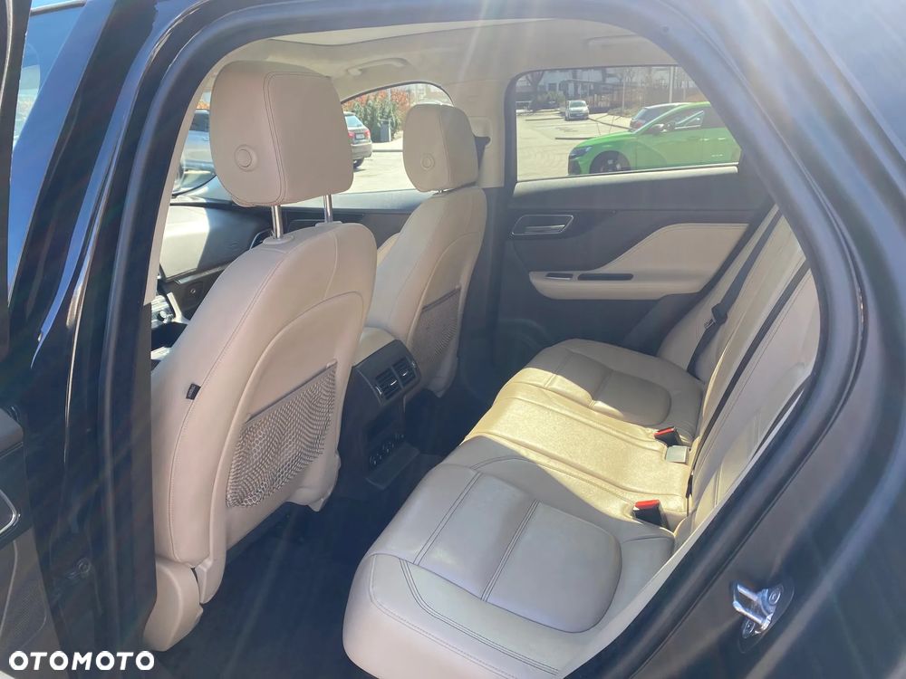 Jaguar F-Pace 2.0 i4D AWD Prestige - 20