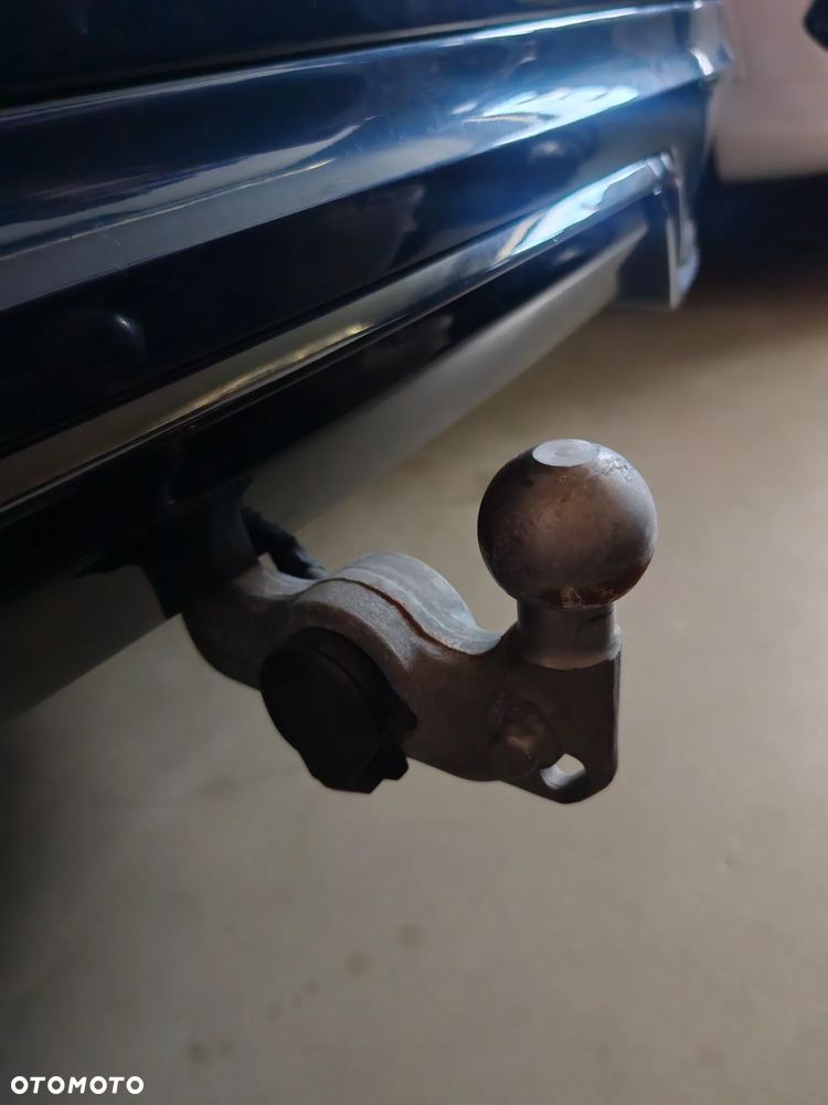 Volvo XC 60 B4 D AWD Ultimate Dark - 16