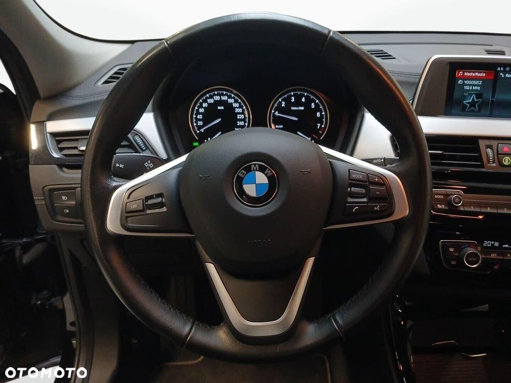 BMW X2 sDrive18i - 26