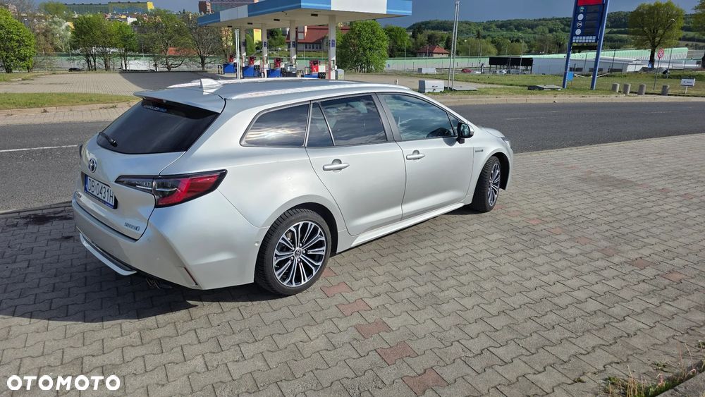 Toyota Corolla 2.0 Hybrid Comfort - 8