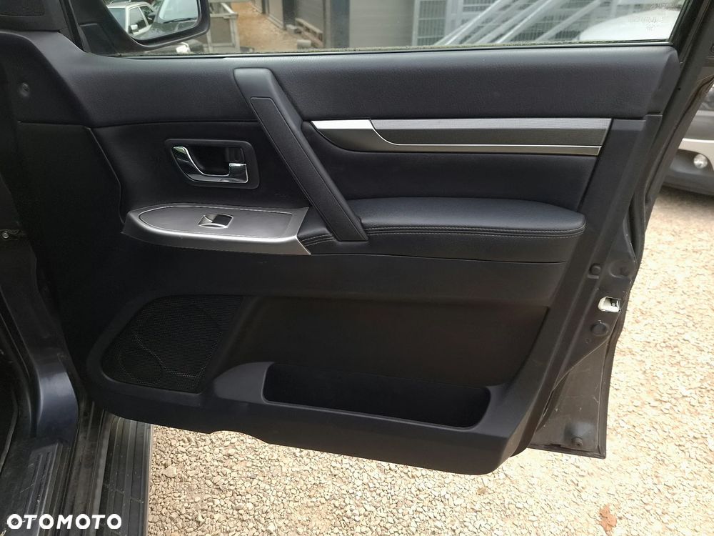 Mitsubishi Pajero 3.2 DI-D Automatik Instyle - 30