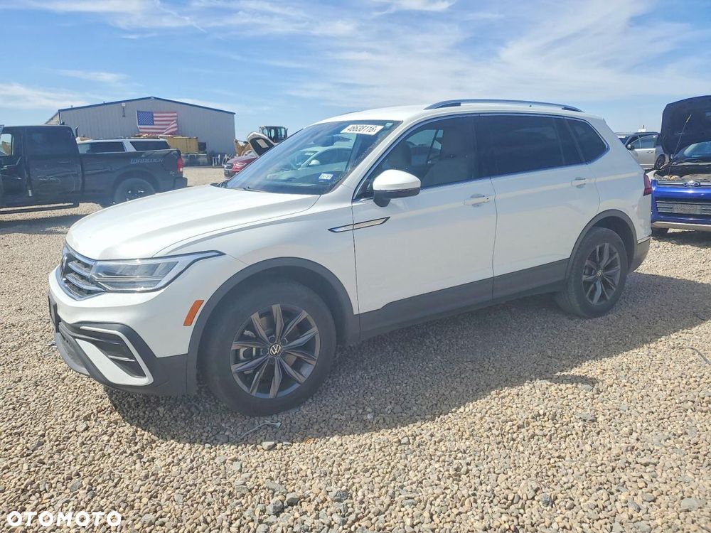 Volkswagen Tiguan - 2