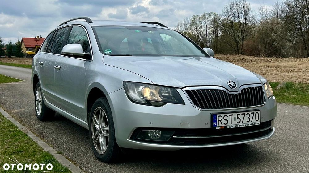 Skoda Superb 1.6 TDI Comfort / Active Greenline - 1