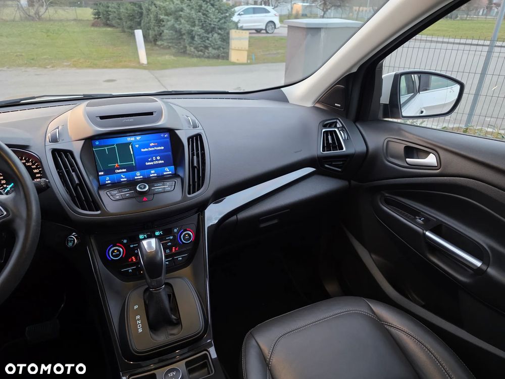 Ford Kuga 2.0 TDCi 4x4 Titanium - 19