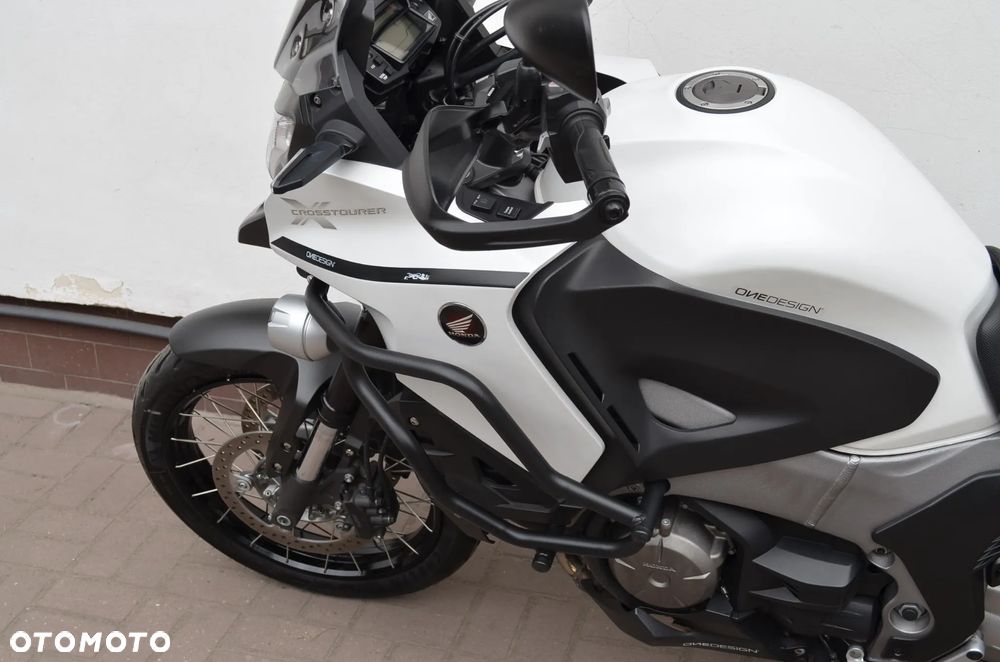 Honda VFR - 8