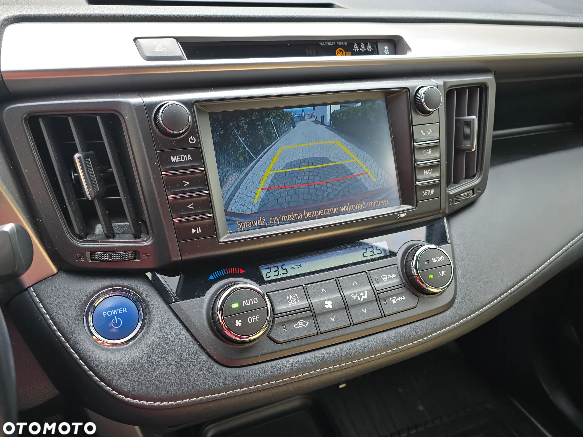 Toyota RAV4 Hybrid Selection 4x2 - 11