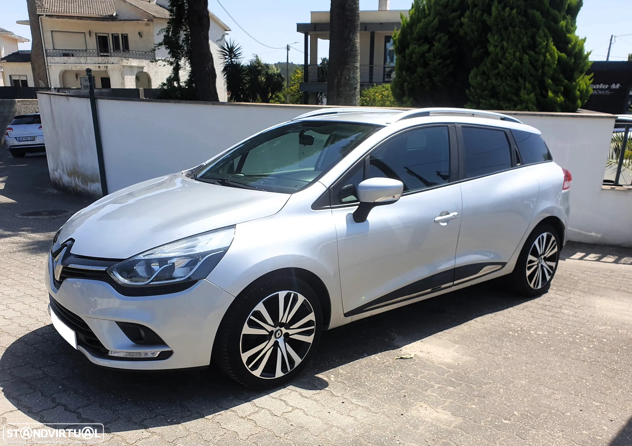 Renault Clio Sport Tourer Energy dCi 90 Start & Stop LIMITED - 3