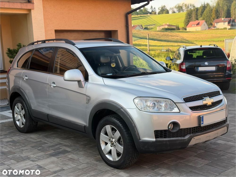 Chevrolet Captiva 2.0 4WD 5 Sitzer LT Exclusive - 2