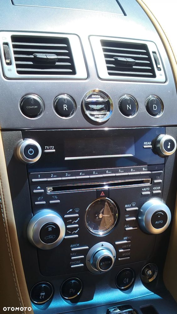 Aston Martin V8 Vantage 4,7 SportShift - 16