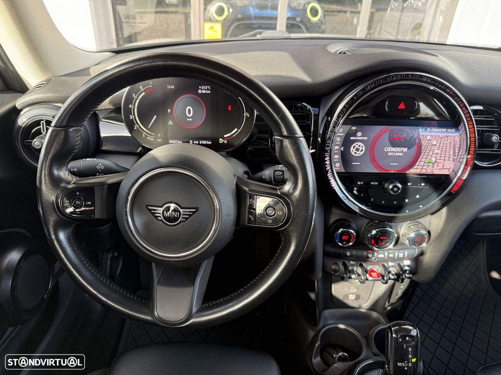 MINI 3 Portas - 18