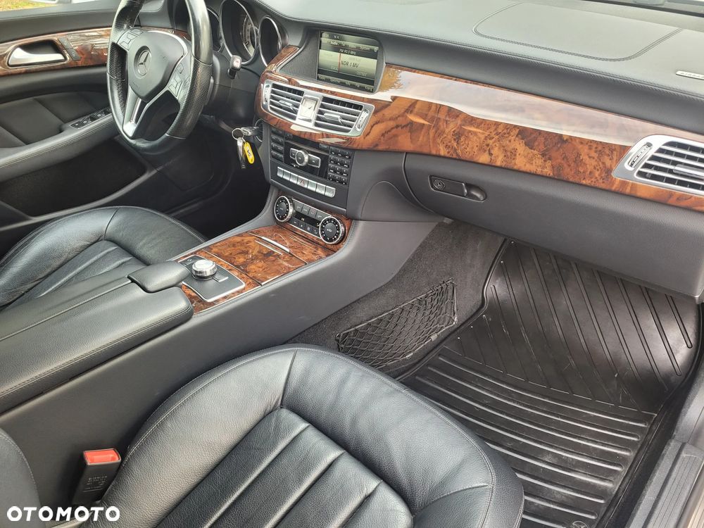 Mercedes-Benz CLS 350 CDI 4Matic 7G-TRONIC - 9