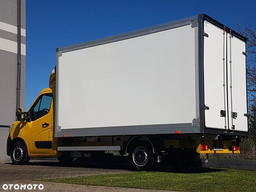 Renault MASTER KONTENER 8EP 4,21x2,23x2,23 KLIMA KRAJOWY MANUAL  6-BIEGÓW DMC 3500 KG - 28