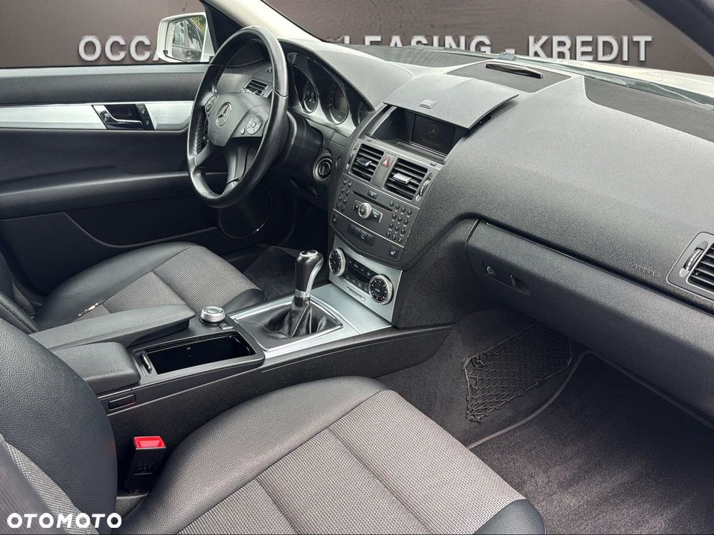 Mercedes-Benz Klasa C 200 CDI BlueEff Avantgarde - 10