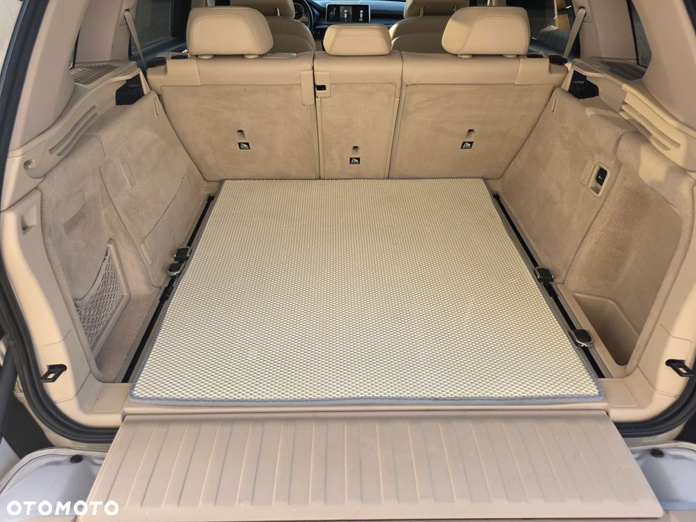 BMW X5 3.5i xDrive - 24