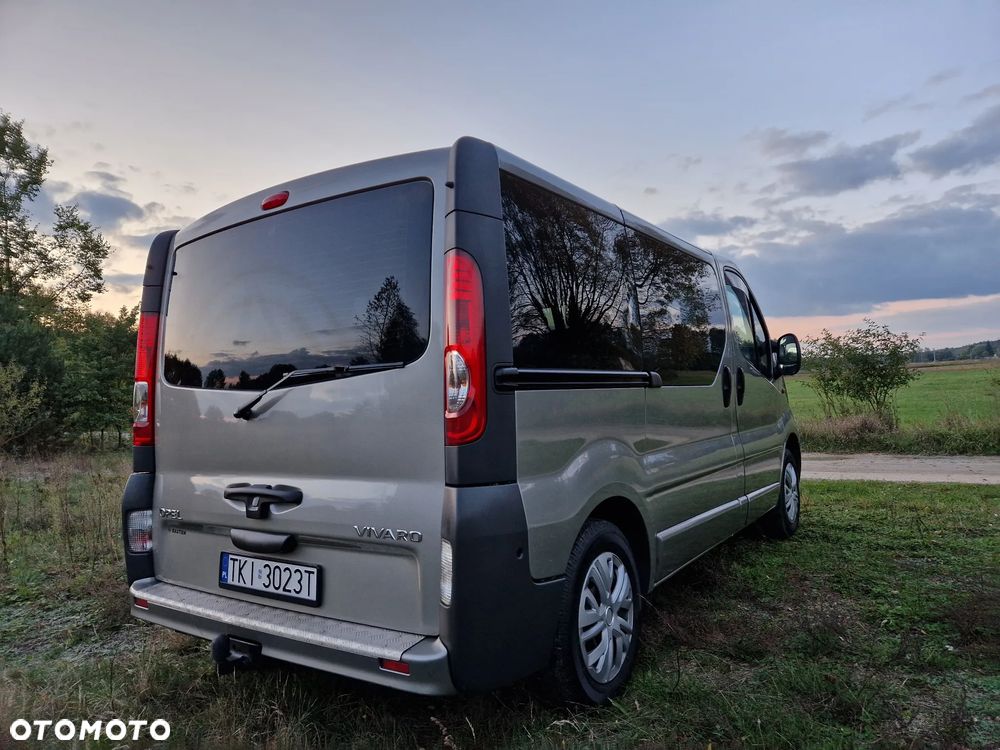 Opel Vivaro - 8