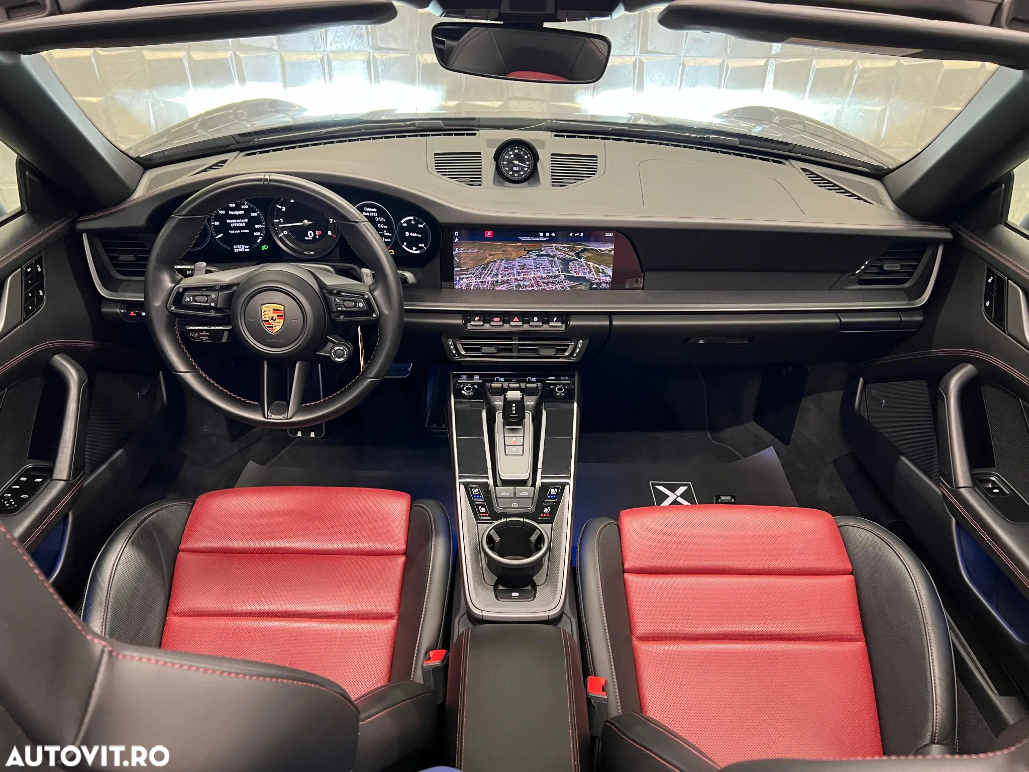 Porsche 911 Carrera S - 13