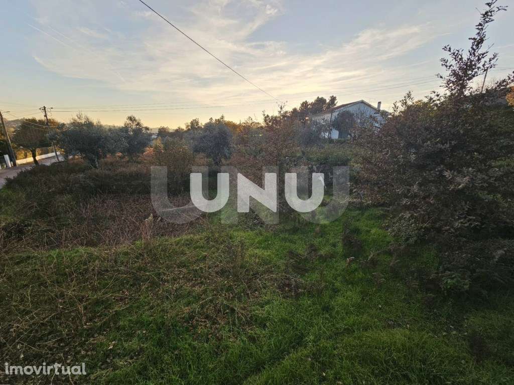 Terreno Rústico - Possibilidade de Construção - Grande imagem: 2/11