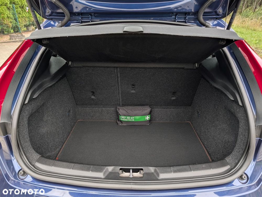 Volvo V40 D2 Ocean Race - 21