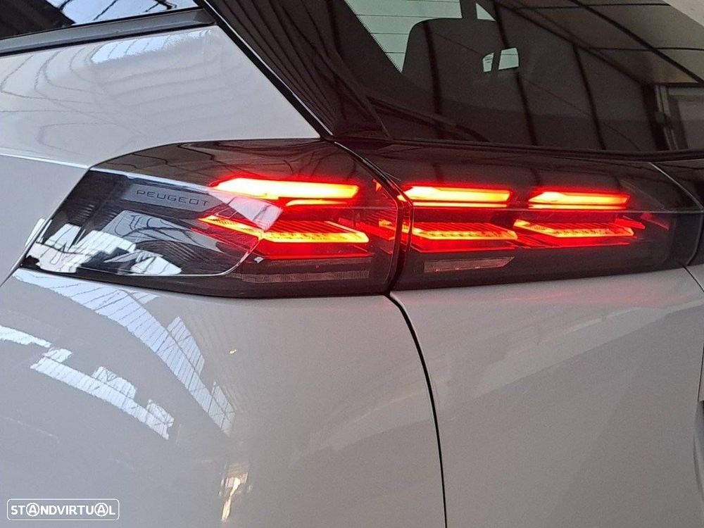 Peugeot 2008 1.2 PureTech Style - 26