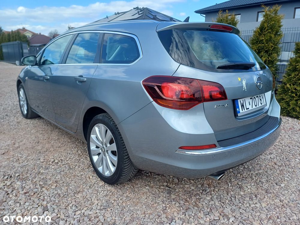 Opel Astra 1.4 Turbo Cosmo - 3