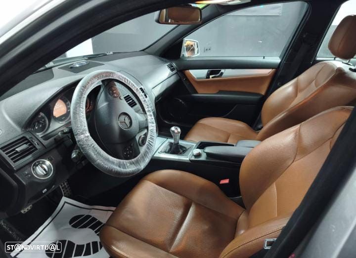 Mercedes-Benz A 220 - 5