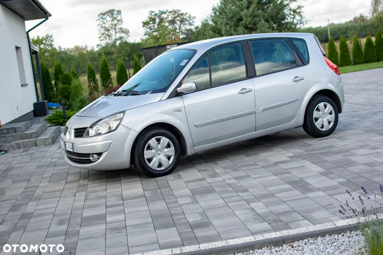 Renault Scenic - 30